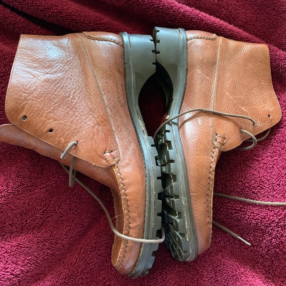 Vintage Cole Haan hiking boots